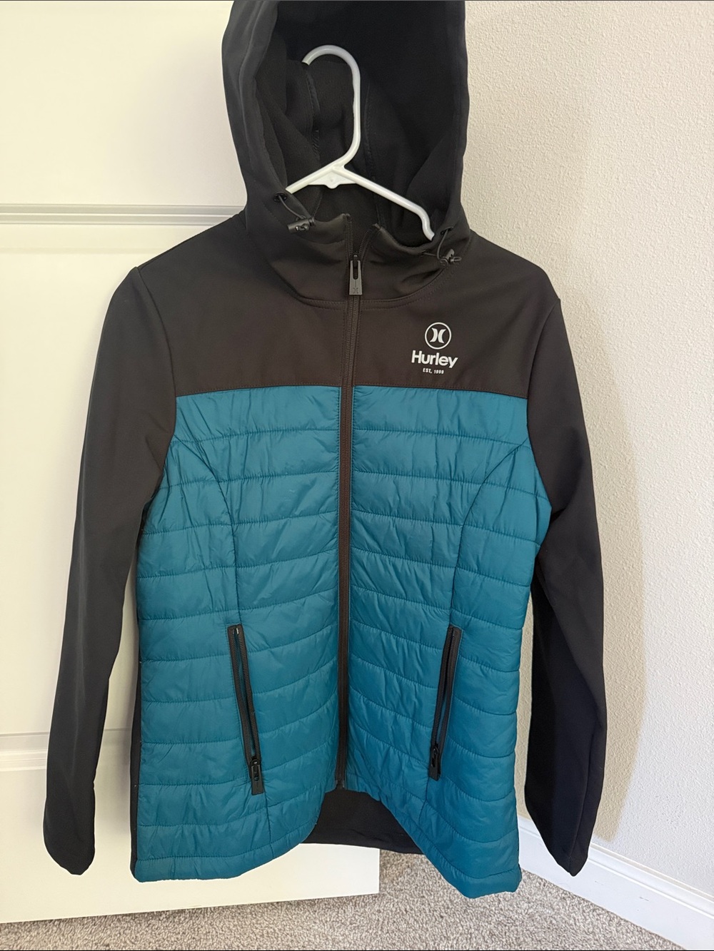 Hurley  Teal and Black Quilted Hooded Puffer Jacket